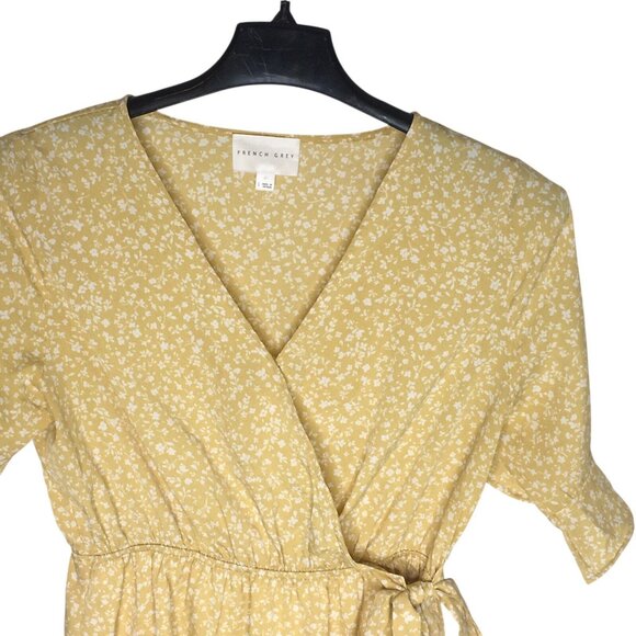 Ditsy Floral Sundress Womens Sz L Yellow Waist Tie Prairie Cottagecore - Picture 3 of 13